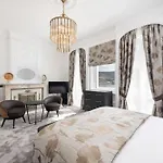 La Concorde Bed and Breakfast 4*